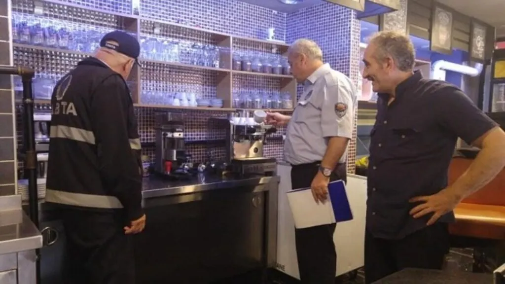 İlkadım'da Kahvehaneler ve Çay Ocakları Denetlendi