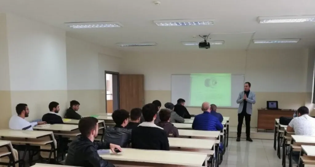 OMÜ’de Usta Öğreticiler Ders ve İş Başında