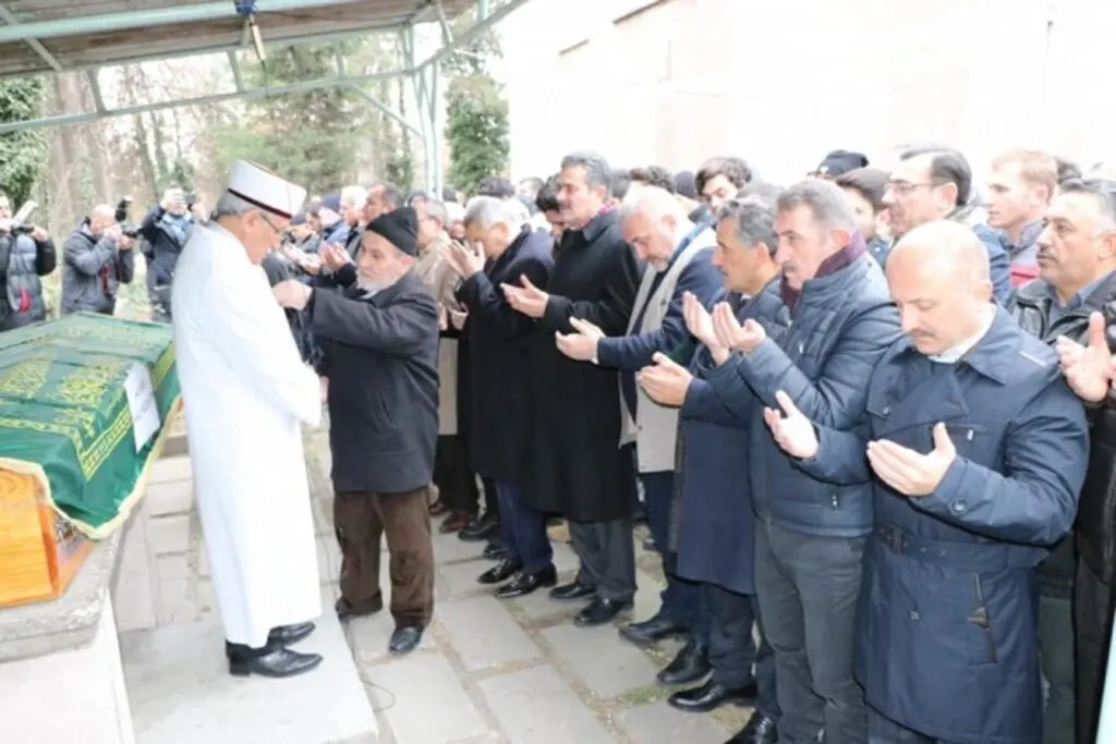 Haluk İpek'in kardeşi Selçuk İpek son yolculuğuna uğurlandı