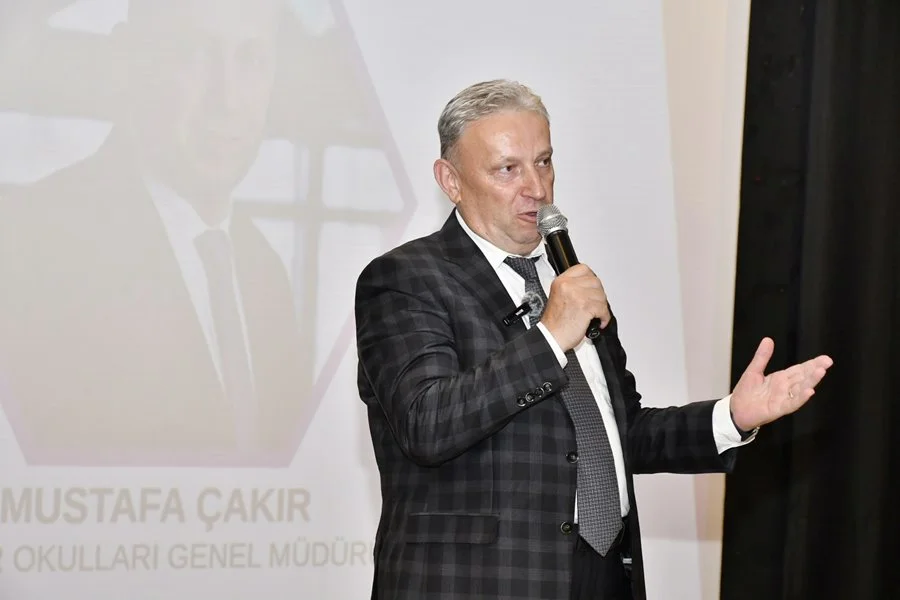Samsun Uğur Okulları 1000’i Devirdi: Yeni Eğitim Yılı Güçlü Kadroyla Başladı - Fotoğraf 3