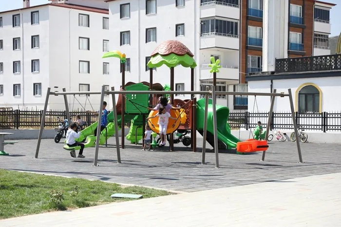 Samsun Büyükşehir Belediyesi Her İlçeye Yeni Parklar Kazandırıyor - Fotoğraf 9