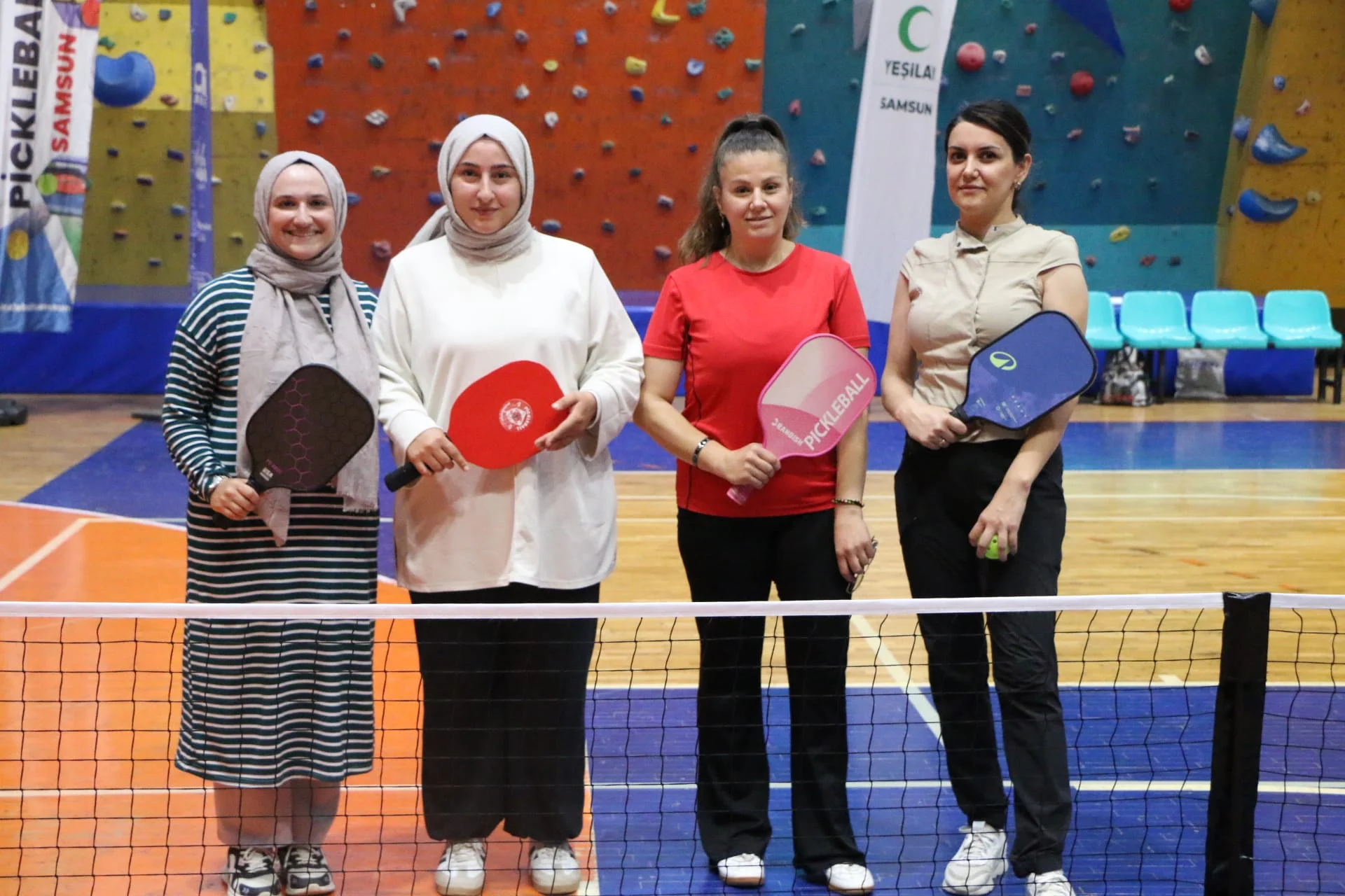 Samsun’da Aileler Arası Pickleball Şampiyonasına 420 Sporcu Katıldı - Fotoğraf 14