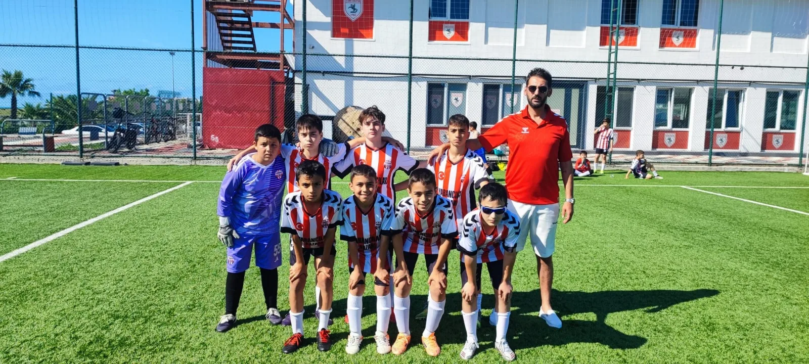 Derebahçespor Yolspor’u 5-1 yenerek şampiyonluk yürüyüşünü sürdürdü — 2