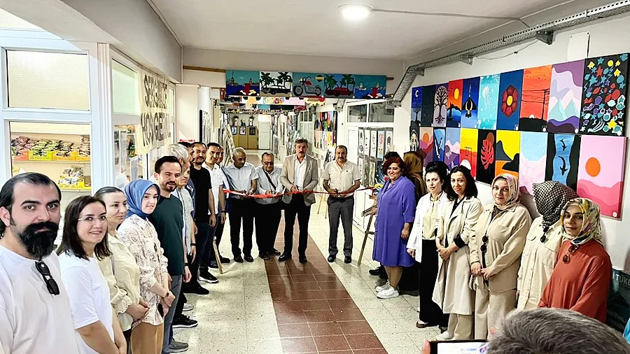 Havza Mehmet Öngel 25 Mayıs Ortaokulunda Yılsonu Sergisi — 4