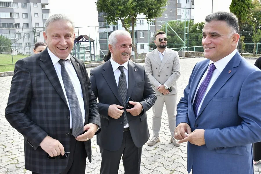 Samsun Uğur Okulları 1000’i Devirdi: Yeni Eğitim Yılı Güçlü Kadroyla Başladı - Fotoğraf 1