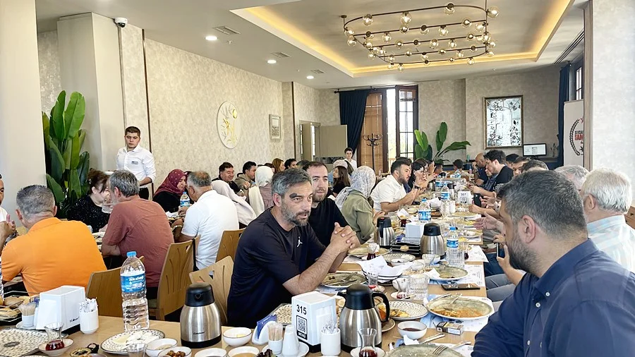Genel Başkan Nuri Seven: Samsun'da Mikro Milliyetçiliğe Karşı Makro Kardeşlik İnşa Ediyoruz - Fotoğraf 3