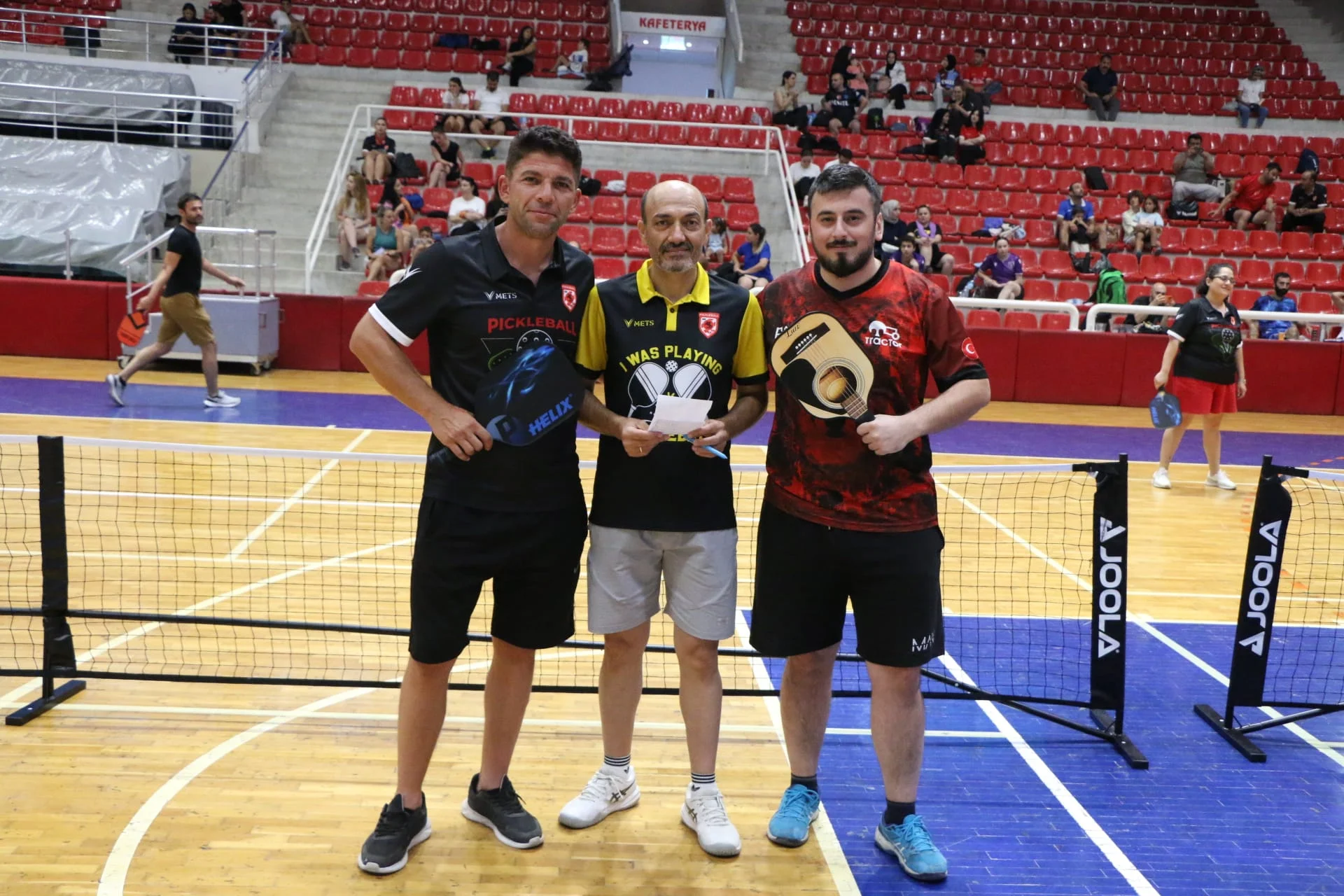 Samsun’da Aileler Arası Pickleball Şampiyonasına 420 Sporcu Katıldı - Fotoğraf 16