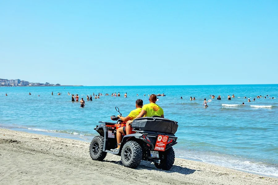 Samsun Büyükşehir Belediyesi cankurtaran ekiplerinden gerçeğini aratmayan tatbikat - Fotoğraf 7