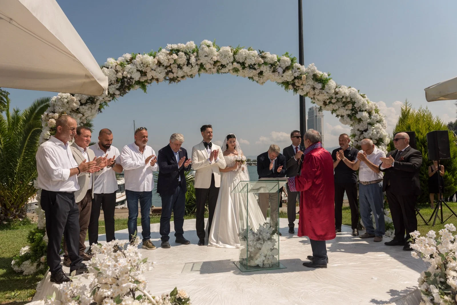 Erman Çubukçu ve İlayda Yağmur Billay Görkemli Düğünle Dünyaevine Girdi - Fotoğraf 4