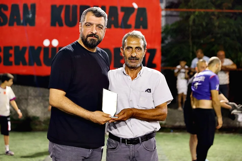 Samsun'da Şehitlere Saygı ve Vefa Futbol Turnuvasına Duygu Dolu Final! - Fotoğraf 4