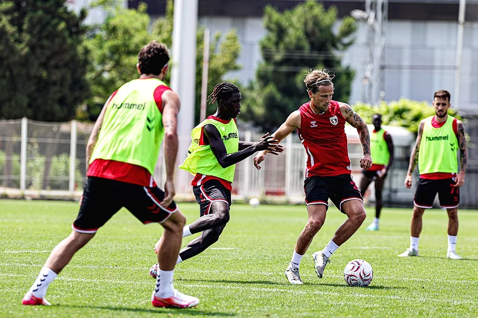 Samsunspor Hazırlık Maçları Belli Oldu! İşte Hollanda Kampı Programı ve Rakipler - Fotoğraf 7
