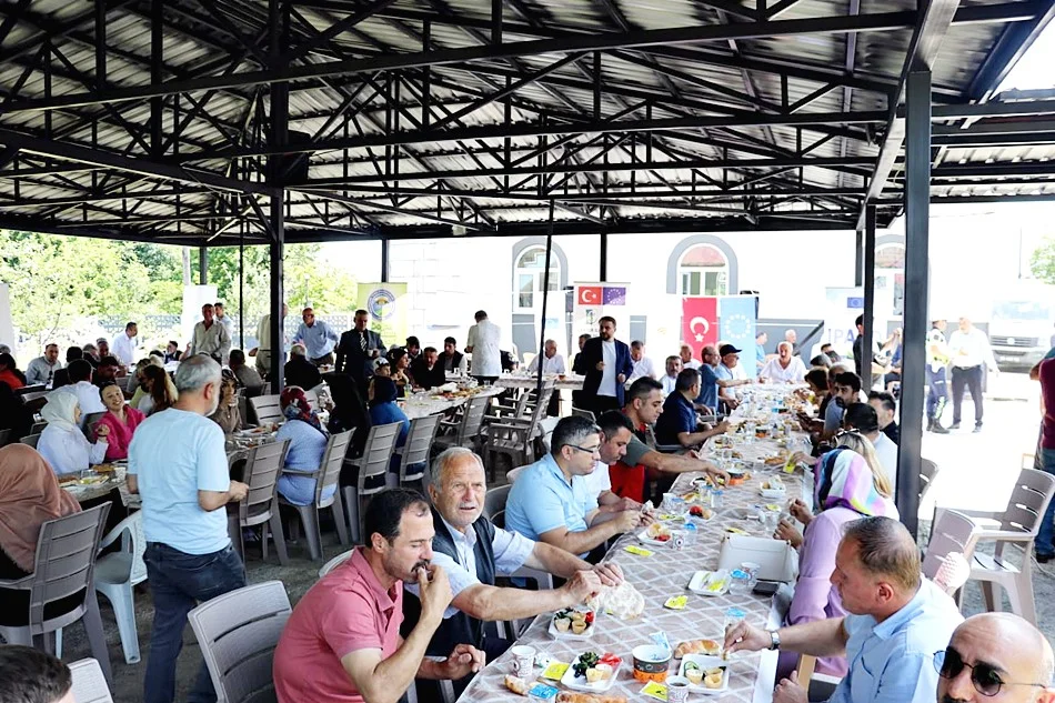 Salıpazarı'nda Kestane Balı Hasatı Başladı - Fotoğraf 7