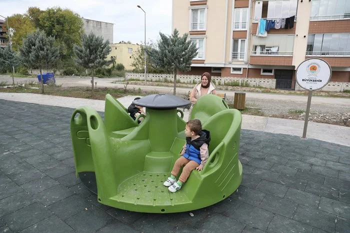 Samsun Büyükşehir Belediyesi Her İlçeye Yeni Parklar Kazandırıyor - Fotoğraf 4