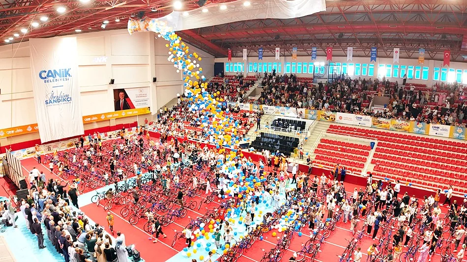 Canik'te Tüm Çocuklar Hediyelerine Kavuştu - Fotoğraf 4