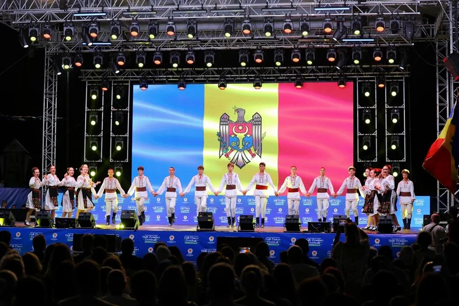 36. Uluslararası Samsun Halk Oyunları Festivali Coşkulu Başladı - Fotoğraf 29