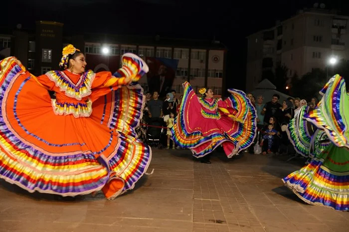 Samsun Halk Oyunları Festivali başlıyor, katılacak ülkeler belli oldu! - Fotoğraf 13