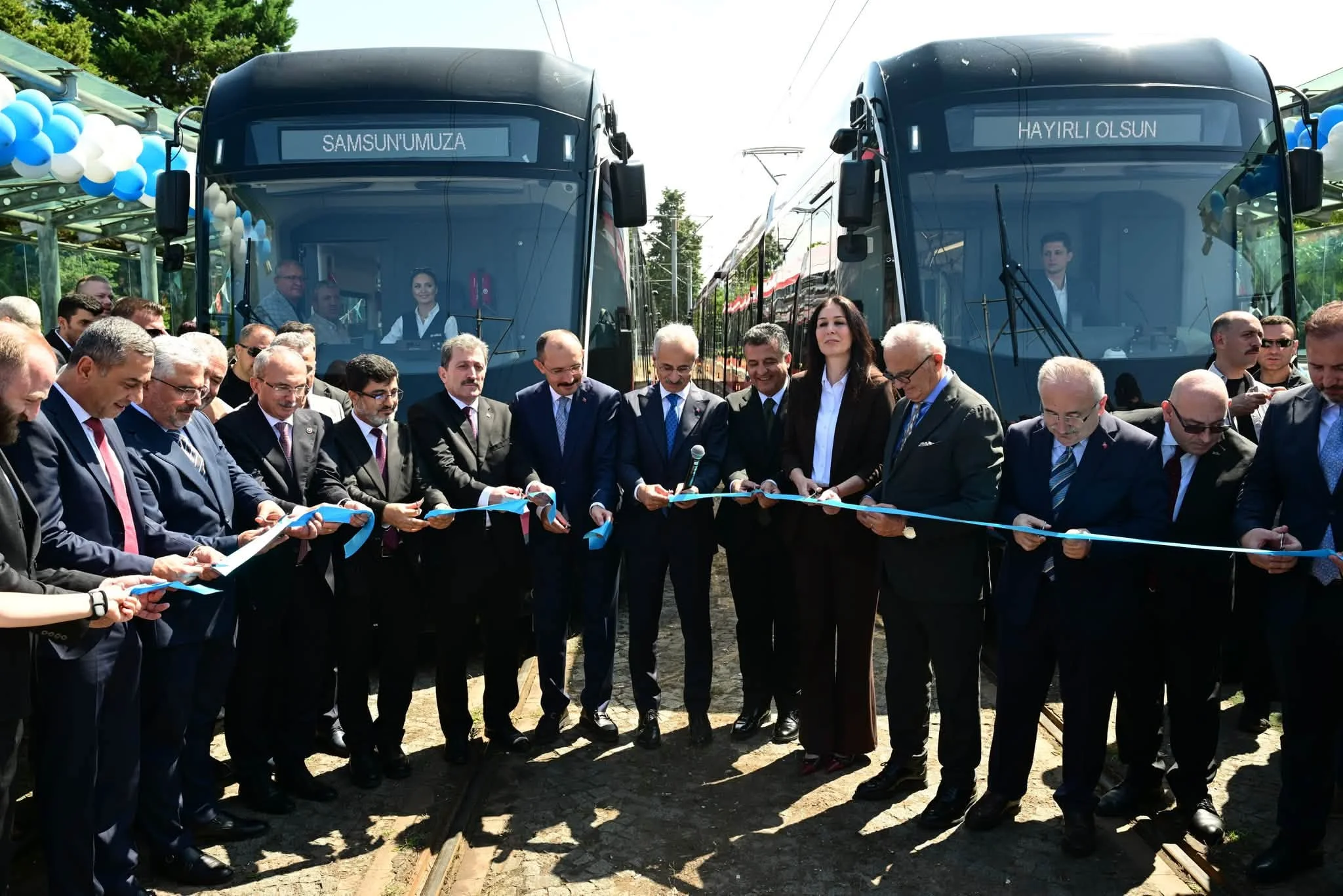 Samsun’da 2 Yeni Tramvay Hizmete Başladı! 10 Yeni Set 2027’de Raylarda Olacak - Fotoğraf 7