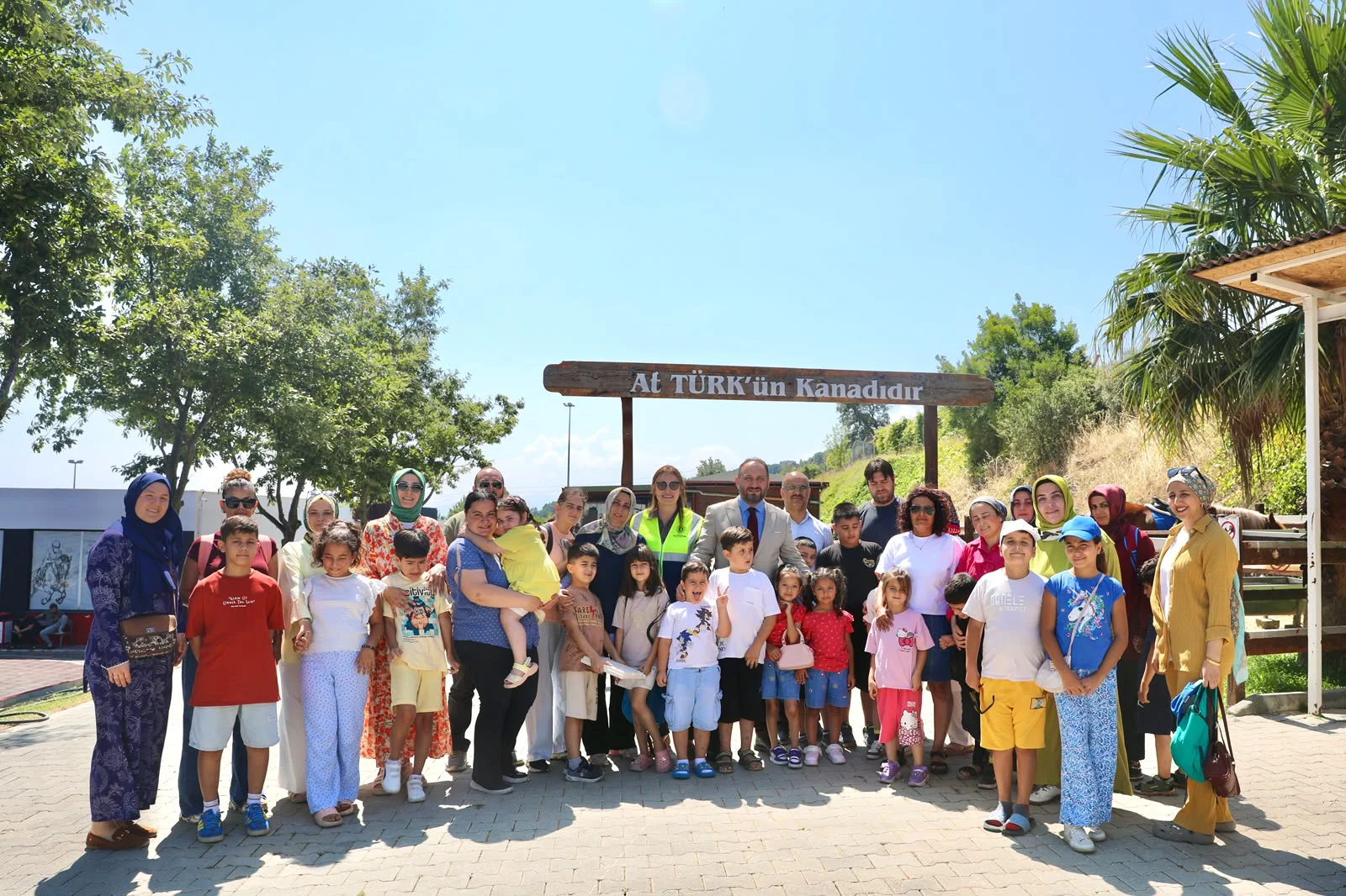Samsun’da Otizmli Çocuklara Atlı Terapi Desteği - Fotoğraf 7