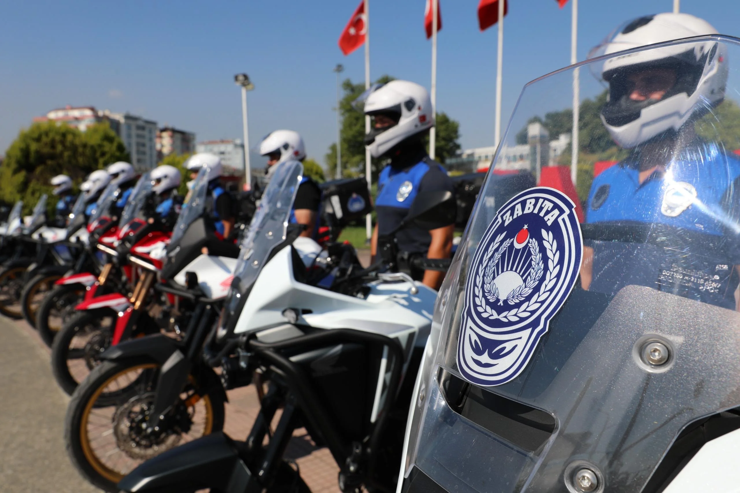 SAMSUN'DA MOTOSİKLETLİ ZABITA EKİPLERİ İLE ETKİN VE HIZLI HİZMET - Fotoğraf 3