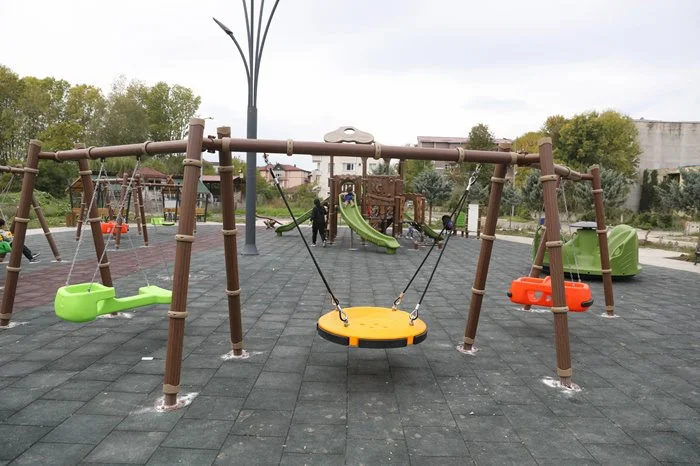 Samsun Büyükşehir Belediyesi Her İlçeye Yeni Parklar Kazandırıyor - Fotoğraf 5