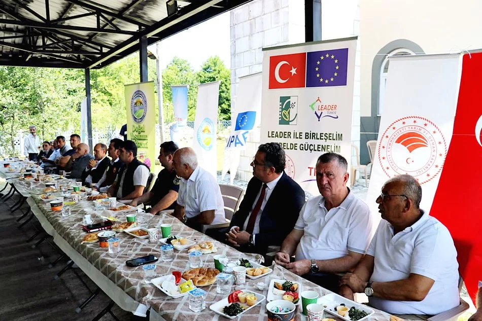 Salıpazarı'nda Kestane Balı Hasatı Başladı - Fotoğraf 8