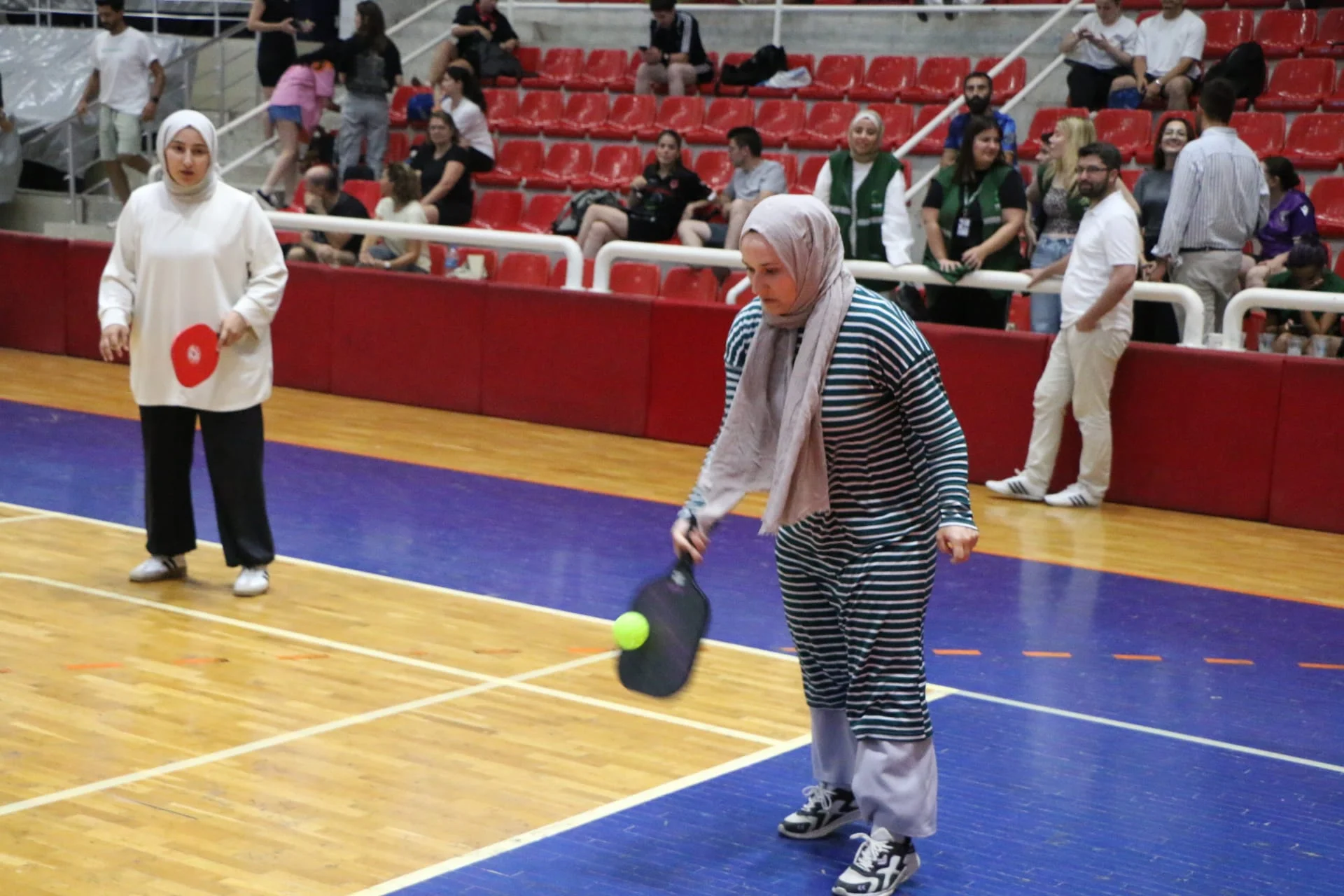 Samsun’da Aileler Arası Pickleball Şampiyonasına 420 Sporcu Katıldı - Fotoğraf 24