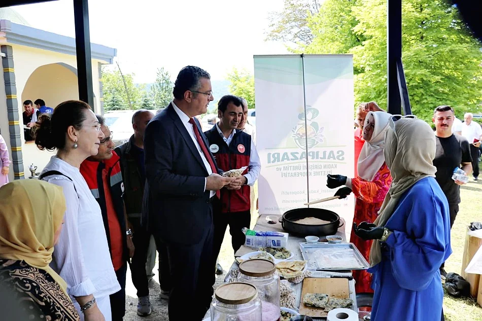 Salıpazarı'nda Kestane Balı Hasatı Başladı - Fotoğraf 5