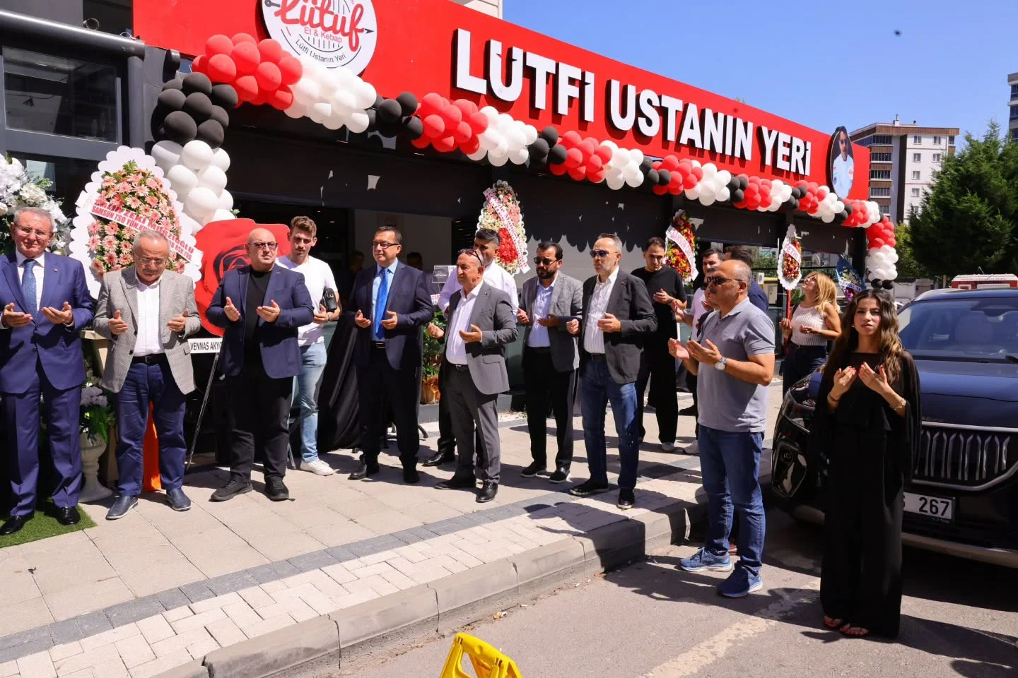 Lütfi Pirinç ikinci şubesi Lütfi Ustanın Yeri Lütuf Et ve Kebap Restaurantı açtı - Fotoğraf 5