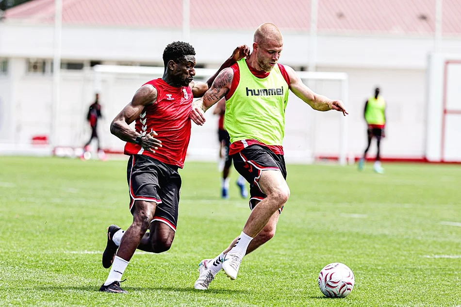Samsunspor Hazırlık Maçları Belli Oldu! İşte Hollanda Kampı Programı ve Rakipler - Fotoğraf 3