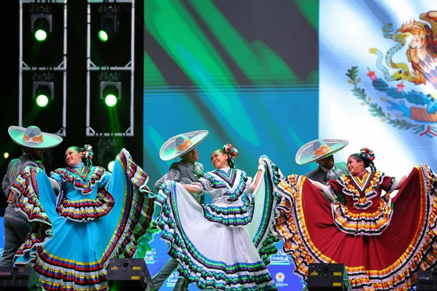 36. Uluslararası Samsun Halk Oyunları Festivali Coşkulu Başladı - Fotoğraf 25