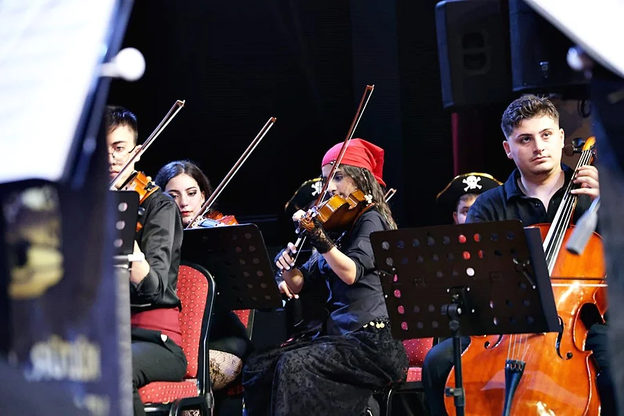 Atakum Belediyesi Çocuk ve Gençlik Orkestrası, Ata Sahne’de ilk konserini verdi - Fotoğraf 3