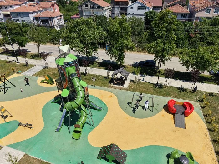 Samsun Büyükşehir Belediyesi Her İlçeye Yeni Parklar Kazandırıyor - Fotoğraf 2