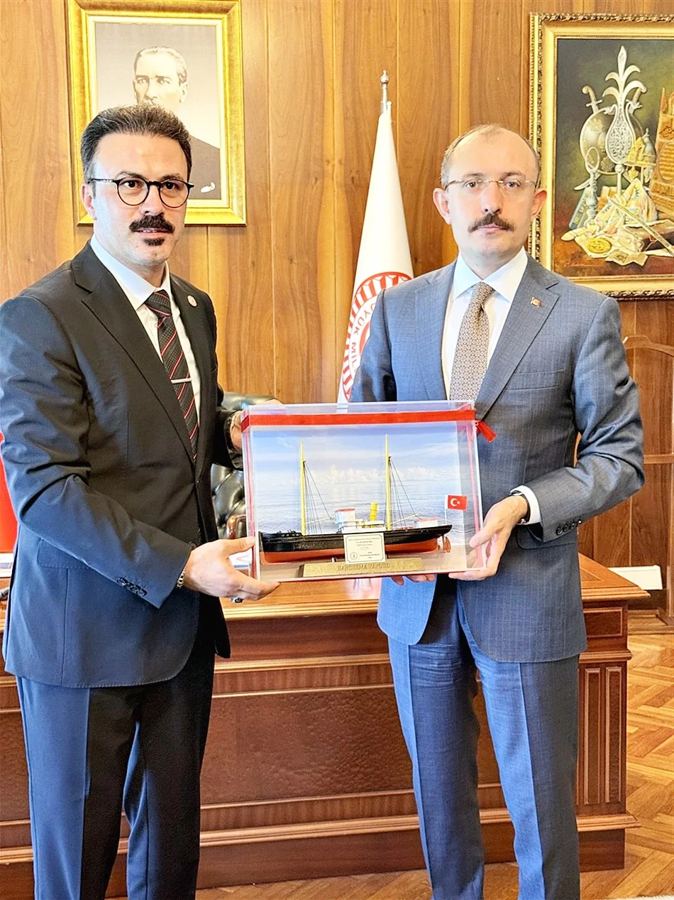 Samsunlu mali müşavirlerden TBMM çıkarması: Mesleğin kronik sorunları Meclis gündemine taşındı - Fotoğraf 10