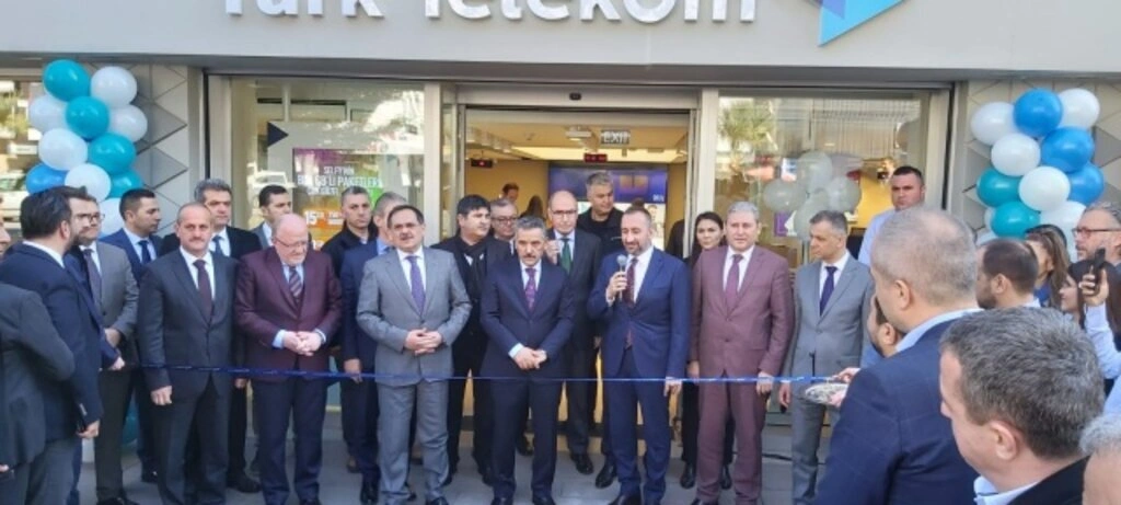 Türk Telekom’un yenilenen  Atakum Müşteri Merkezi Hizmete Girdi - Resim 5