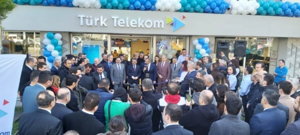 Türk Telekom’un yenilenen  Atakum Müşteri Merkezi Hizmete Girdi - Resim 9