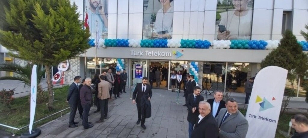 Türk Telekom’un yenilenen  Atakum Müşteri Merkezi Hizmete Girdi - Resim 15