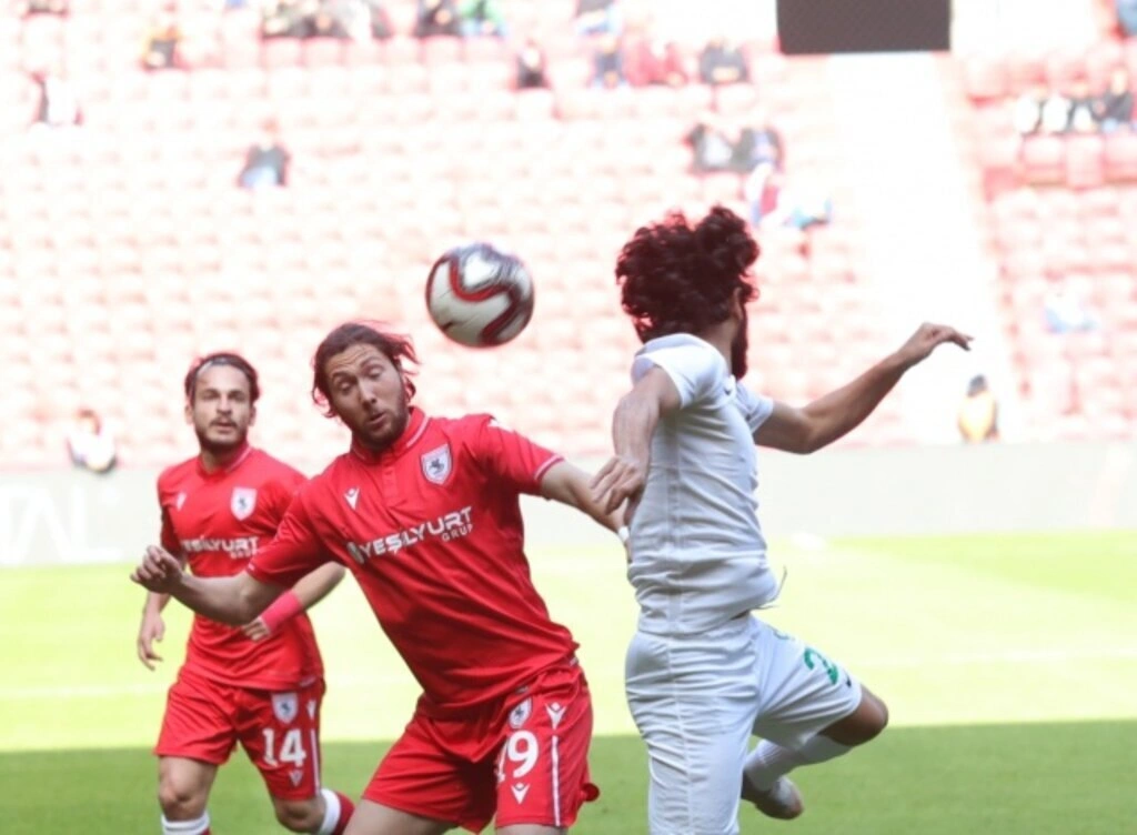 Yılport Samsunspor Amedspor Maçı İlk Yarıdan Görüntüler - Resim 11