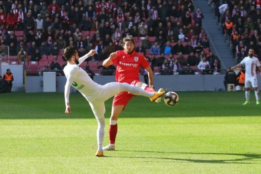 Yılport Samsunspor Amedspor Maçı İlk Yarıdan Görüntüler - Resim 22