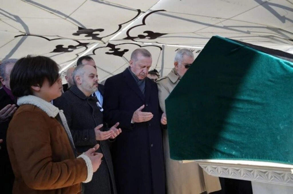 Akif Çağatay Kılıç’ın babası Sinan Kılıç son yolculuğuna uğurlandı - Resim 2