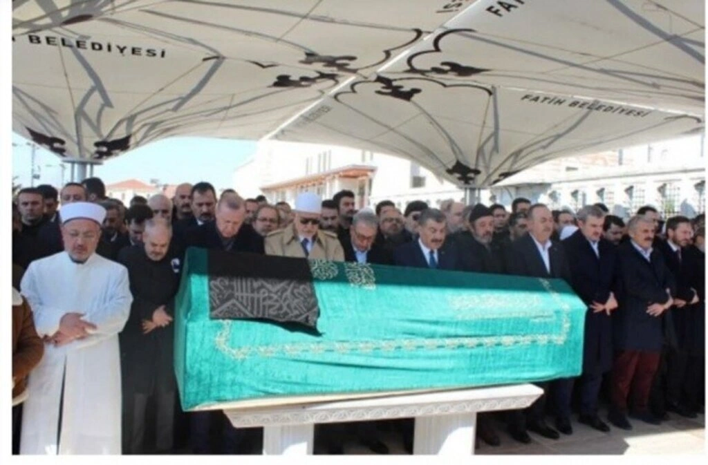 Akif Çağatay Kılıç’ın babası Sinan Kılıç son yolculuğuna uğurlandı - Resim 3
