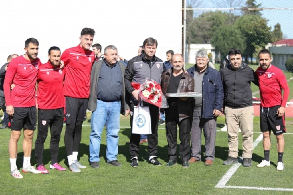Yılport Samsunspor Antrenmanında Tatlı Sürpriz. - Resim 8