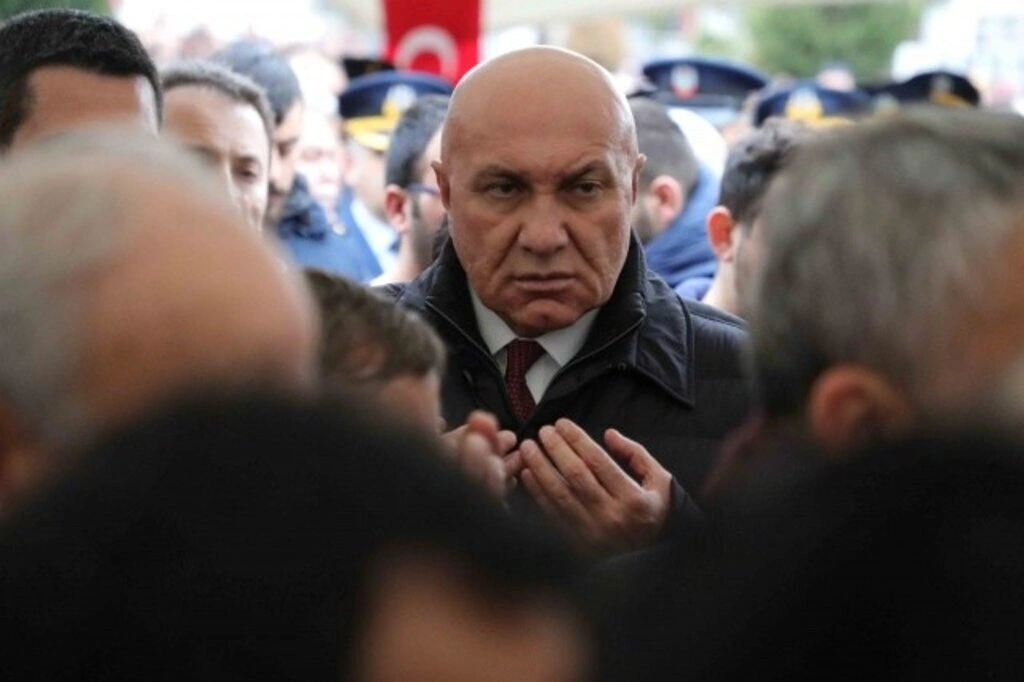 Başkan Yüksel Yıldırım şehidimizi son yolculuğuna uğurladı - Resim 4