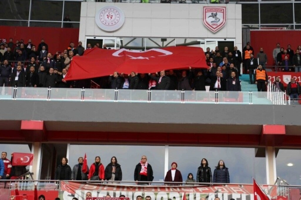 Samsunsporlu futbolculardan asker selamı, Samsunspor İnegölspor maç fotoğrafları - Resim 14