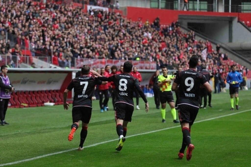 Samsunsporlu futbolculardan asker selamı, Samsunspor İnegölspor maç fotoğrafları - Resim 17
