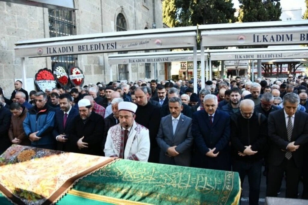 Çarşamba'daki acı kazada yaralanan Sude Nezor'da hayatını kaybetti - Resim 4