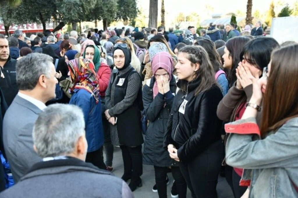 Çarşamba'daki acı kazada yaralanan Sude Nezor'da hayatını kaybetti - Resim 5