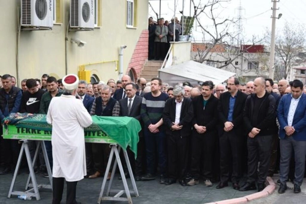 Ayşegül Köse dualarla son yolculuğuna uğurlandı - Resim 6