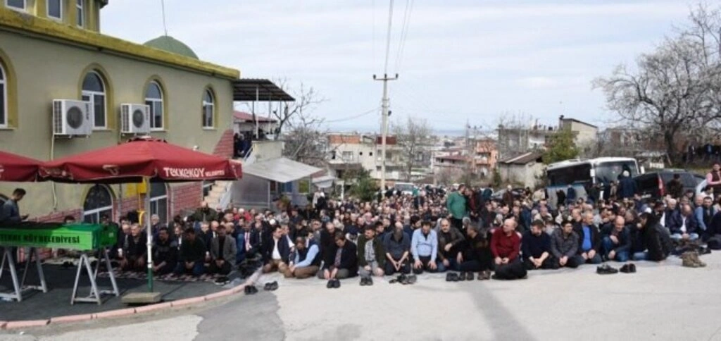 Ayşegül Köse dualarla son yolculuğuna uğurlandı - Resim 10