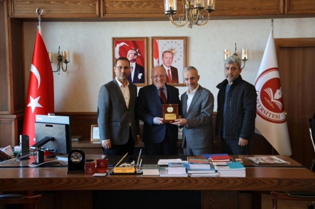 Tekkeköy Anadolu İmam Hatip Lisesi İdarecileri Samsun Üniversitesi'ni ziyaret etti - Resim 2
