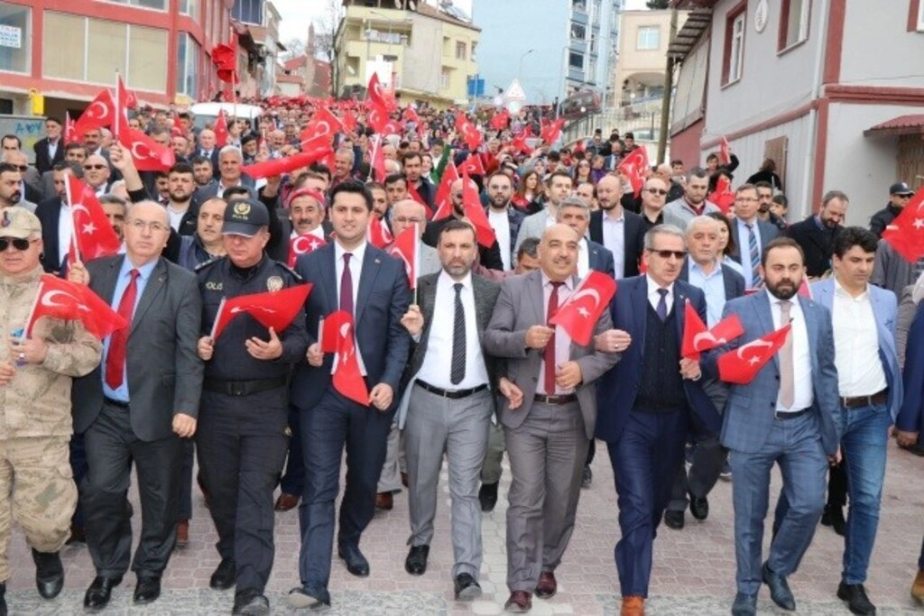 Kavak'ta Şehitlere Saygı Birlik ve Beraberlik Yürüyüşü Düzenlendi - Resim 7